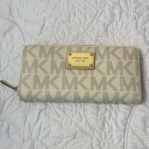 Michael Kors Beige Monogram Wallet